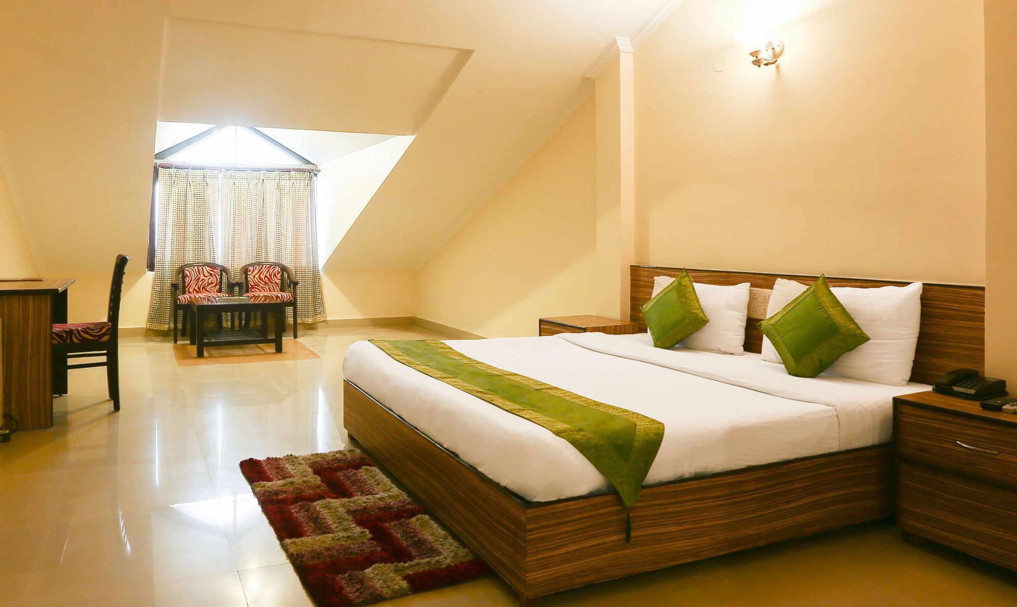 Treebo Trend Gk Conifer Hotel Dharamshala Ngoại thất bức ảnh