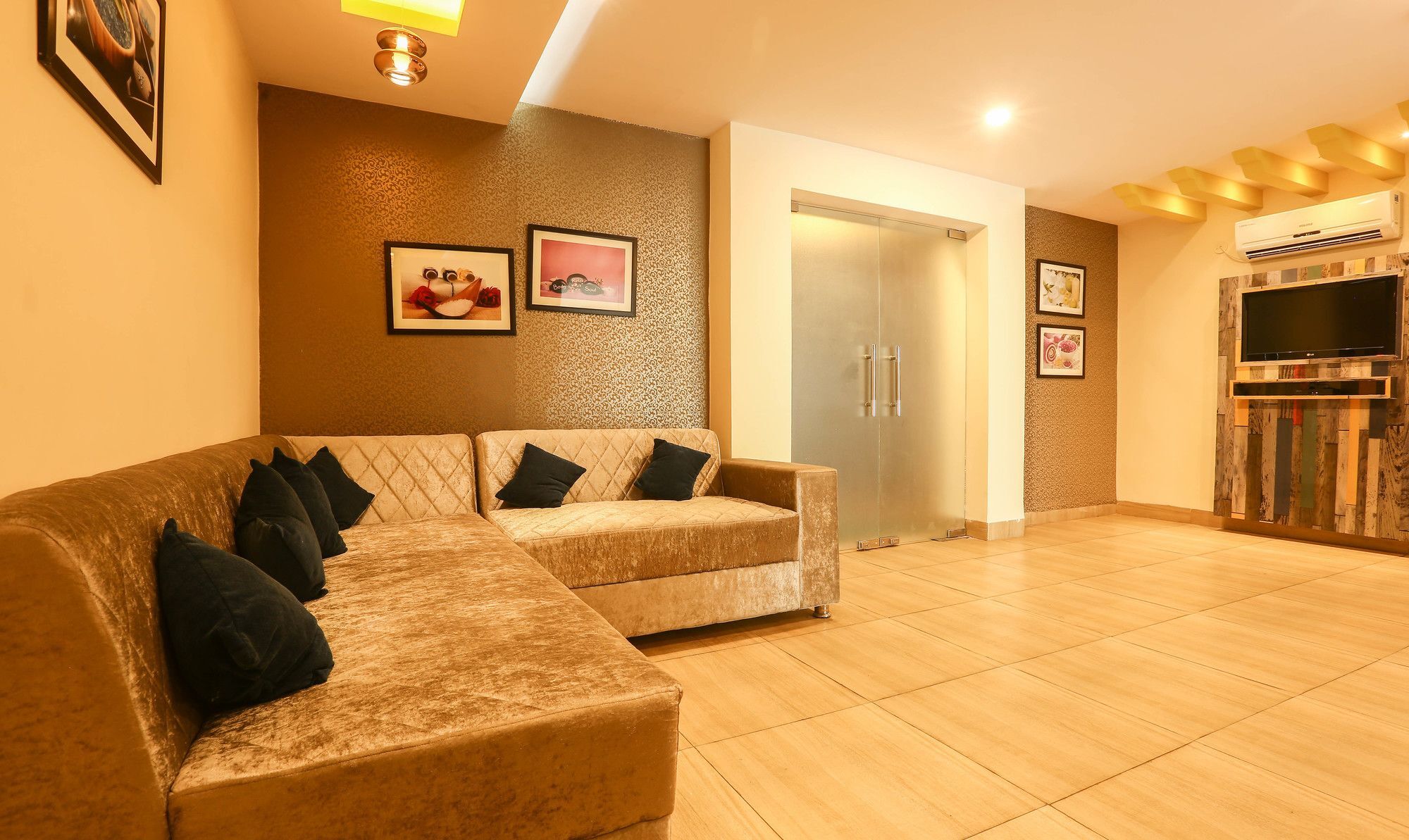Treebo Trend Gk Conifer Hotel Dharamshala Ngoại thất bức ảnh